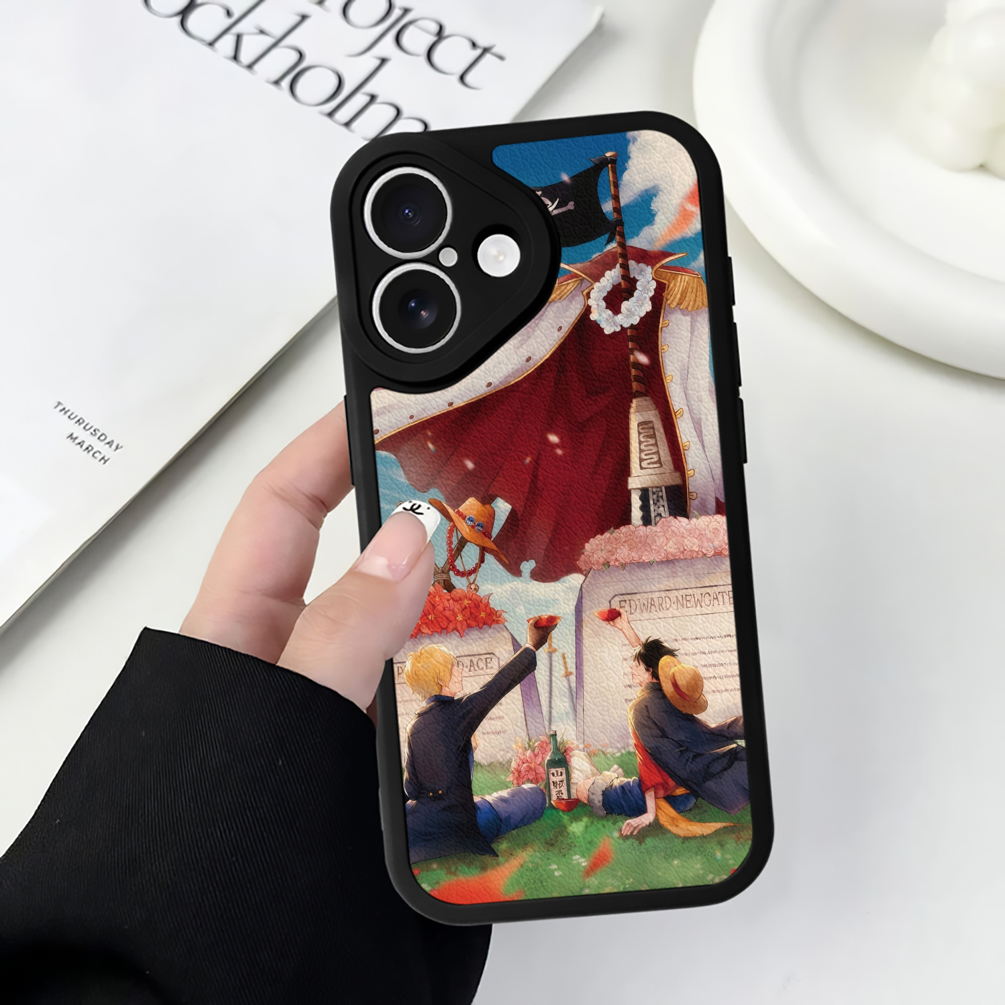 （画像用） ワンピース ONE PIECE 【iPhone 16シリーズ対応】シリコンスマホケース（レザー調） 材質：シリコン